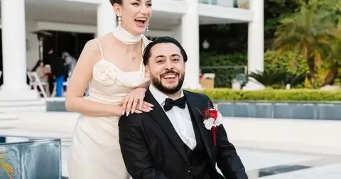 Robert Türk, Shahnoza Glidewell ile evlendi