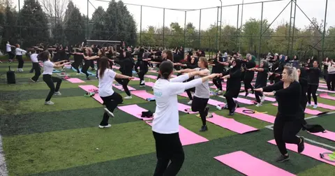 Çayırova Bilgievi kursiyerleri, matını al gel etkinliğinde buluştu