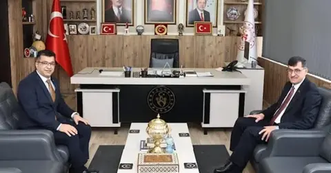 Kütahya'da Başkan Kahveci'den gençliğe ve spora destek