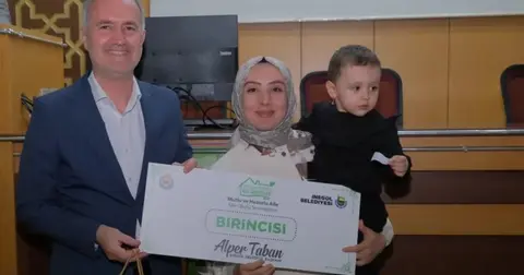 Bursa İnegöl Aile Okulu'nda ödüller sahiplerini buldu