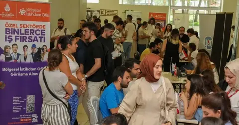 İBB Bölgesel İstihdam Ofisi Tuzla'da 400 İş İlanıyla Kariyer Fuarı Düzenliyor
