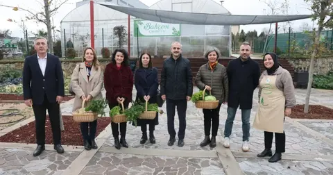 Bahçem Çayırova'da 'Toprak ve Sanat'  atölyesi etkinliği gerçekleştirildi