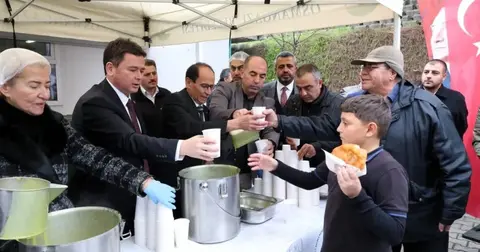 Bursa Osmangazi'de Başkan Aydın'ın yeni durağı Yenikent oldu