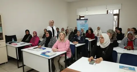 Kayseri Büyükşehir'den Türk diline özel önem