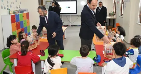 Konya'da Başkan Altay, çocukların 'Şivlilik' coşkusuna eşlik etti