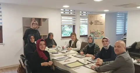 Bursa Olgunlaşma Enstitüsü'nde 'Küfi Hat' Atölyesi