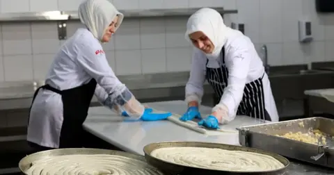 Kocaeli'de Hızır 41 tesisi günde 150 bin kişilik çorba üretiyor