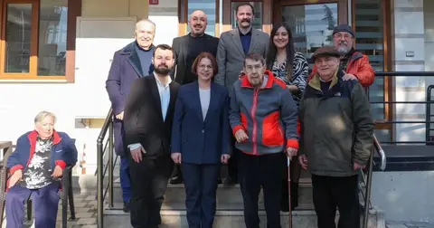 İstanbul'da usta sanatçı Zihni Göktay’a vefa ziyareti