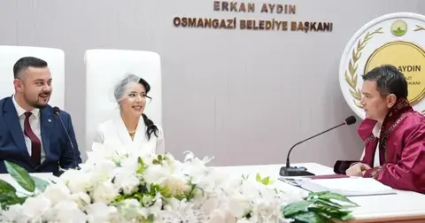 Osmangazi Belediye Başkanı yılın son nikahını kıldı