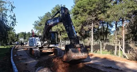 Antalya Büyükşehir'den Kardeş Kentler Caddesi’nde çalışma