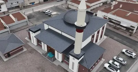 Kayserili hayırseverlerin desteğiye Birdal Camii ibadete hazır
