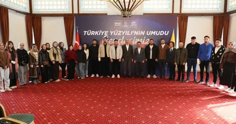 Başkan Altay, Konya’nın ilçelerinden gelen gençlerle buluştu