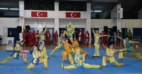 Trabzon'da şampiyonların gösterisi nefes kesti