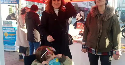 Edirne Keşan'da gönüllü öğretmenlerden SMA hastası Melek'e destek