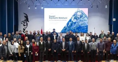 Kayseri Büyükşehir'den personeline eğitim yağmuru