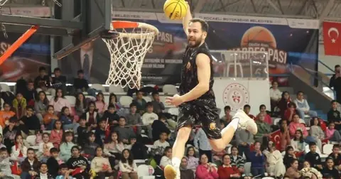 Kocaeli Büyükşehir Belediyesi, 6. Okullar Arası Kardeş Pası Basketbol Turnuvasını Başlattı