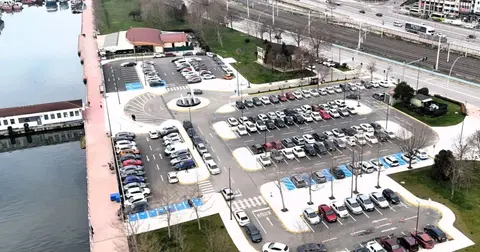 Kocaeli Büyükşehir Belediyesi, 1 Mart Vapur İskelesi yanına 189 araç kapasiteli otopark inşa etti