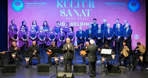 Trabzon’da Türk Halk Müziği rüzgarı esti