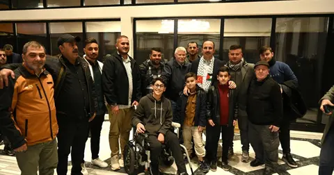 Gazzeli aileler aynı sofrada bir araya geldi