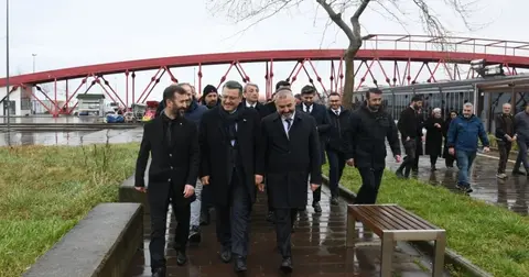 Trabzon Belediye Başkanı Genç Arsin’de Ramazan ziyareti ve sahil parkı incelemesi yaptı