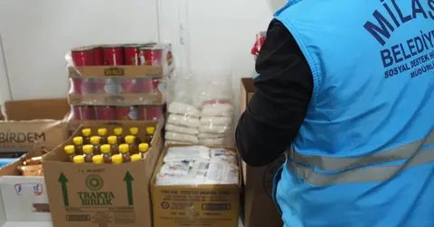 Milas Belediyesi Ramazan ayında ihtiyaç sahiplerine gıda kolisi dağıtiyor