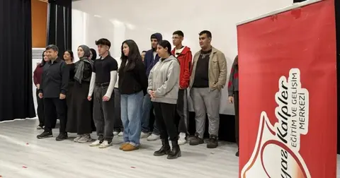 Kocaeli'de Beyaz Kalpler Mehmet Akif Ersoy’u andı