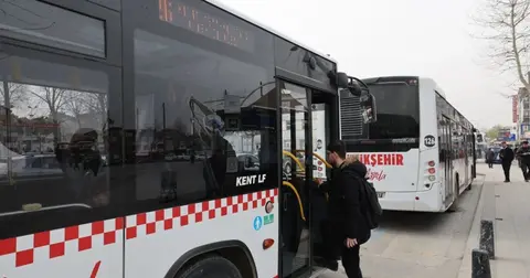 Sakarya'da 26 numaralı hatta öğrenci ayarı