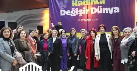 Kocaeli'de 8 Mart 'Kadınla Değişir Dünya' programı düzenlendi