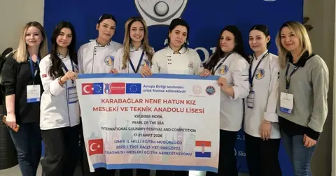 İzmir öğrencileri Hırvatistan gastronomi festivalinde 9 madalya kazandı