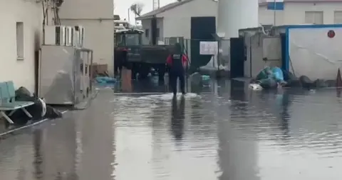 Ağrı’da su taşkınlarına müdahale