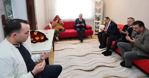 Başkan Büyükakın’dan şehit ailesine bayram ziyareti
