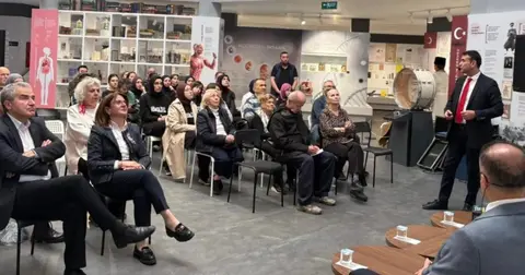 Nilüfer'de COVID-19 pandemisi ve sağlık üzerindeki etkileri konuşturuldu