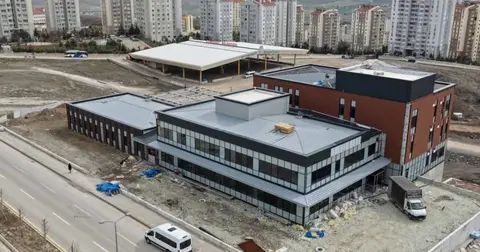 Ankara Etimesgut’ta Sosyal Yaşam Merkezi yükseliyor