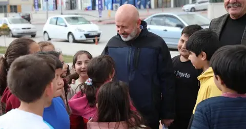 Kayseri Kocasinan'da toprakla büyüyen çocuklar mutlu