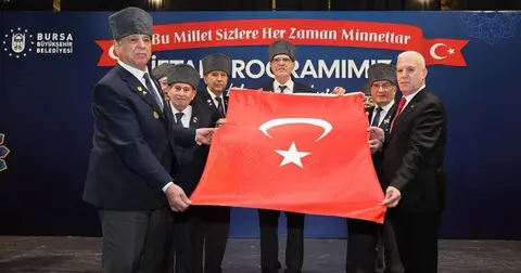 Bursa'da şehit aileleri ve gaziler Büyükşehir'in kardeşlik sofrasında buluştu