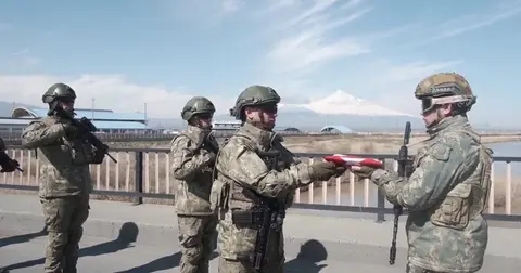 Nahçıvan askerleri tatbikat için Türkiye’de