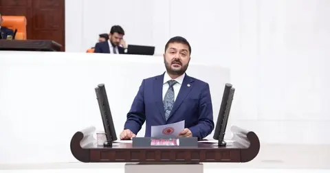 CHP’li Yazgan’dan hekimlere yeşil pasaport teklifi