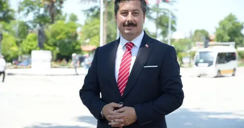 Yenişehir Belediye Başkanı Ercan Özel 23 Nisan Kutlamasında Milli Egemenlik Vurgusu Yapti