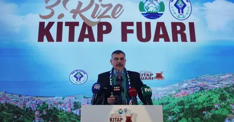 Bakan Çiftçi Rize Kitap Fuarı'nın açılışına katıldı