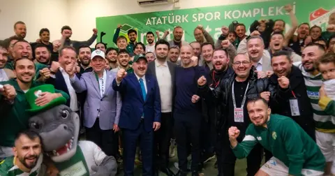 Bursaspor taraftarına deplasman desteği... Otobüs sözleri peş peşe geldi