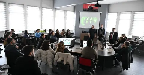 Manisa’da yerel yönetimlerde yapay zeka eğitimi