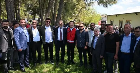 Ahmet Akın köy hayrına katıldı