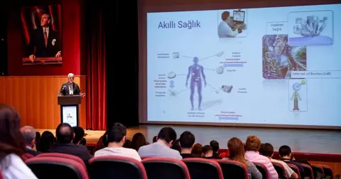 Dokuz Eylül'de dijitalleşme ve ulusal güvenlik konuşuldu