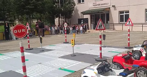 Bilecik Pazaryeri’nde trafik bilinci küçük yaşta başladı