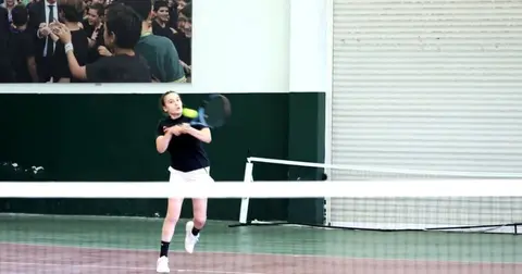 Bursa Osmangazi'de 19 Mayıs coşkusu tenis kortlarında