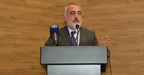 Kütahya Kent Konseyi'nde Bülent Cebeci güven tazeledi