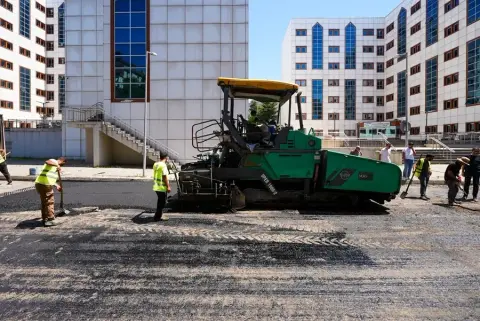Maltepe'te Asfalt Yenileme Çalışmaları Devam Ediyor