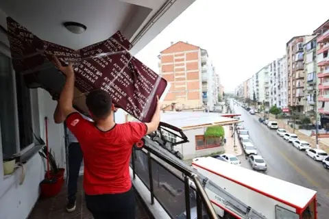 Denizli’de dar gelirlilere 10 bin TL taşınma desteği