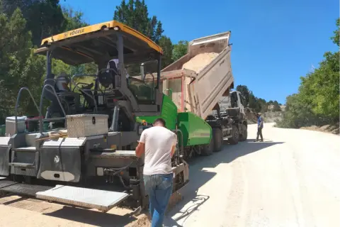 Seydikemer’de Erendağ‑Girdev Gölü arasında 22 km yol yenileme başladı