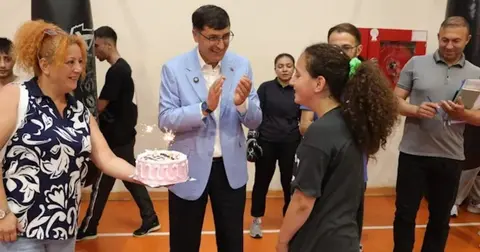 Kütahya'da Başkan Kahveci'den milli sporculara moral ziyareti
